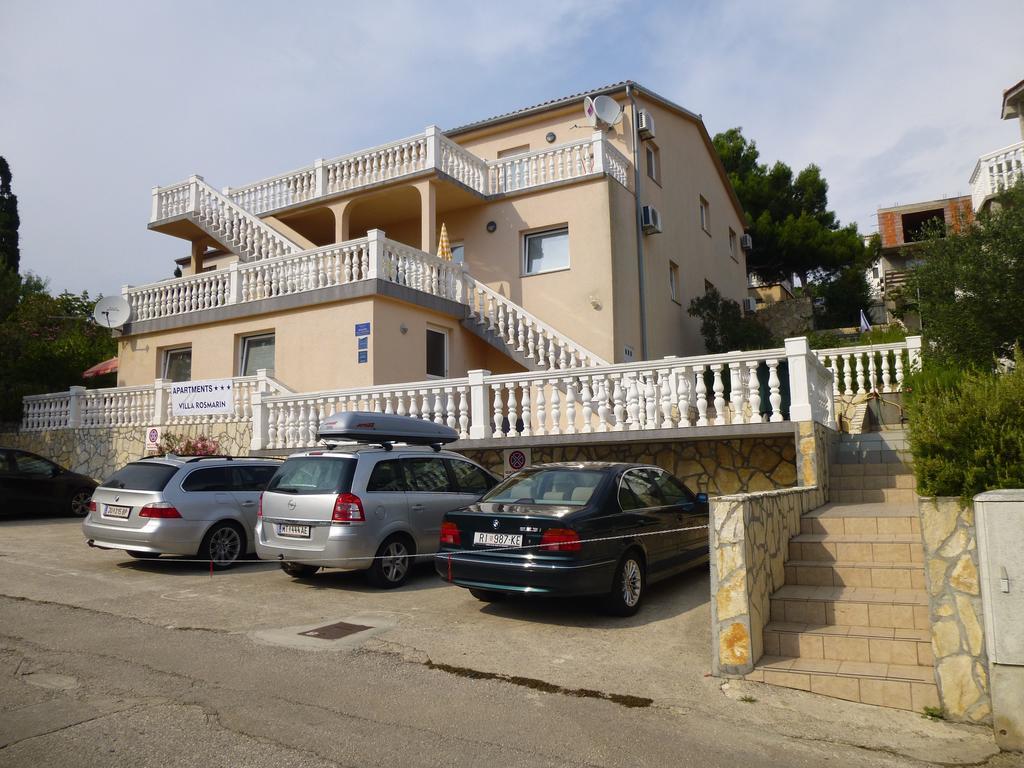 Apartments Villa Rosmarin Omišalj Exterior foto